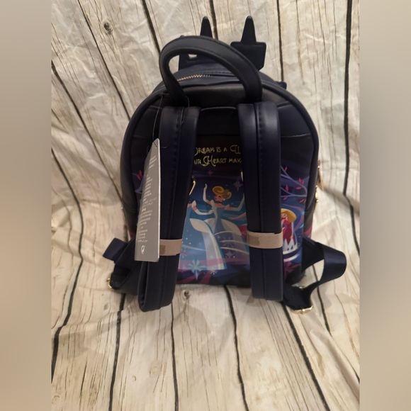 NWT Loungefly Disney Cinderella Princess Castle Series Mini Backpack - Picture 2 of 6